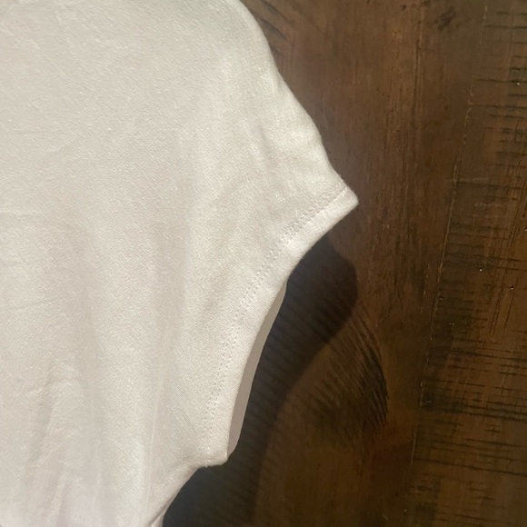 Francesca's Collections White Short Sleeve Top - Picture 5 of 8